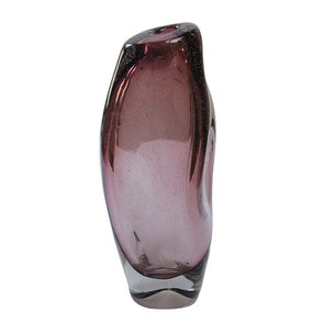 Vase violet en verre soufflé
