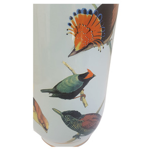 Vase en porcelaine à motif oiseaux