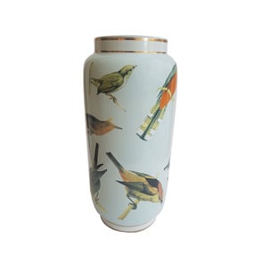 Vase en porcelaine à motif oiseaux